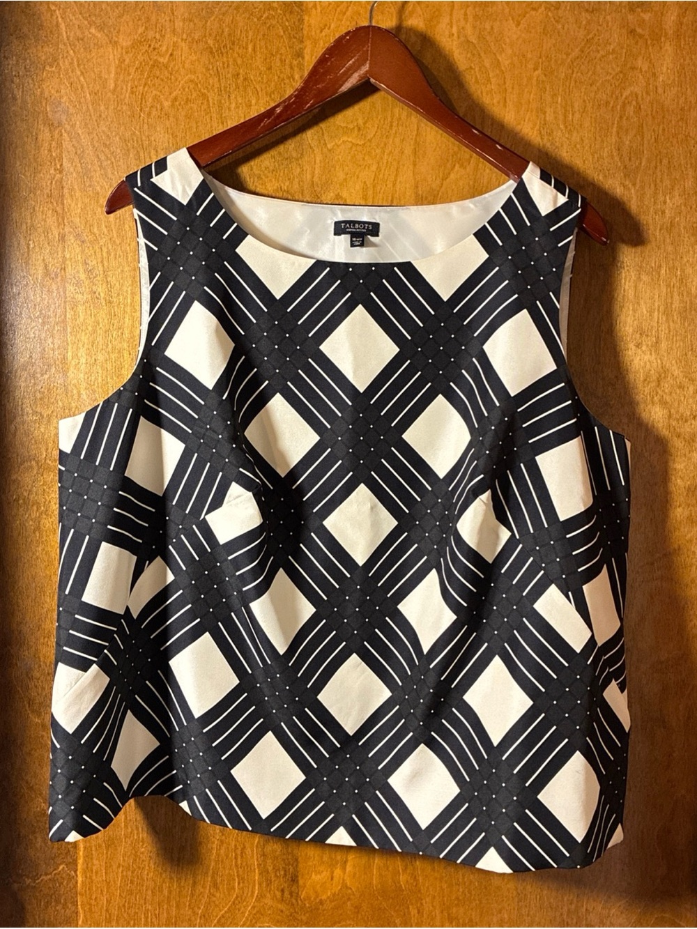 Talbots 100% Silk Shell Top Sz 16WP Cream W/ Geometric Pattern Party Formal